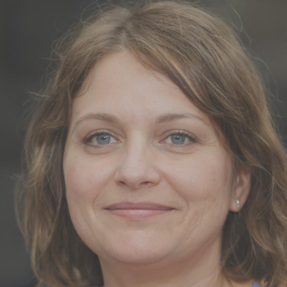 Portrait de Camille Dubois, directrice générale chez FinanceConseil Lyon